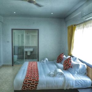 2 BHK / DOUBLE ROOM